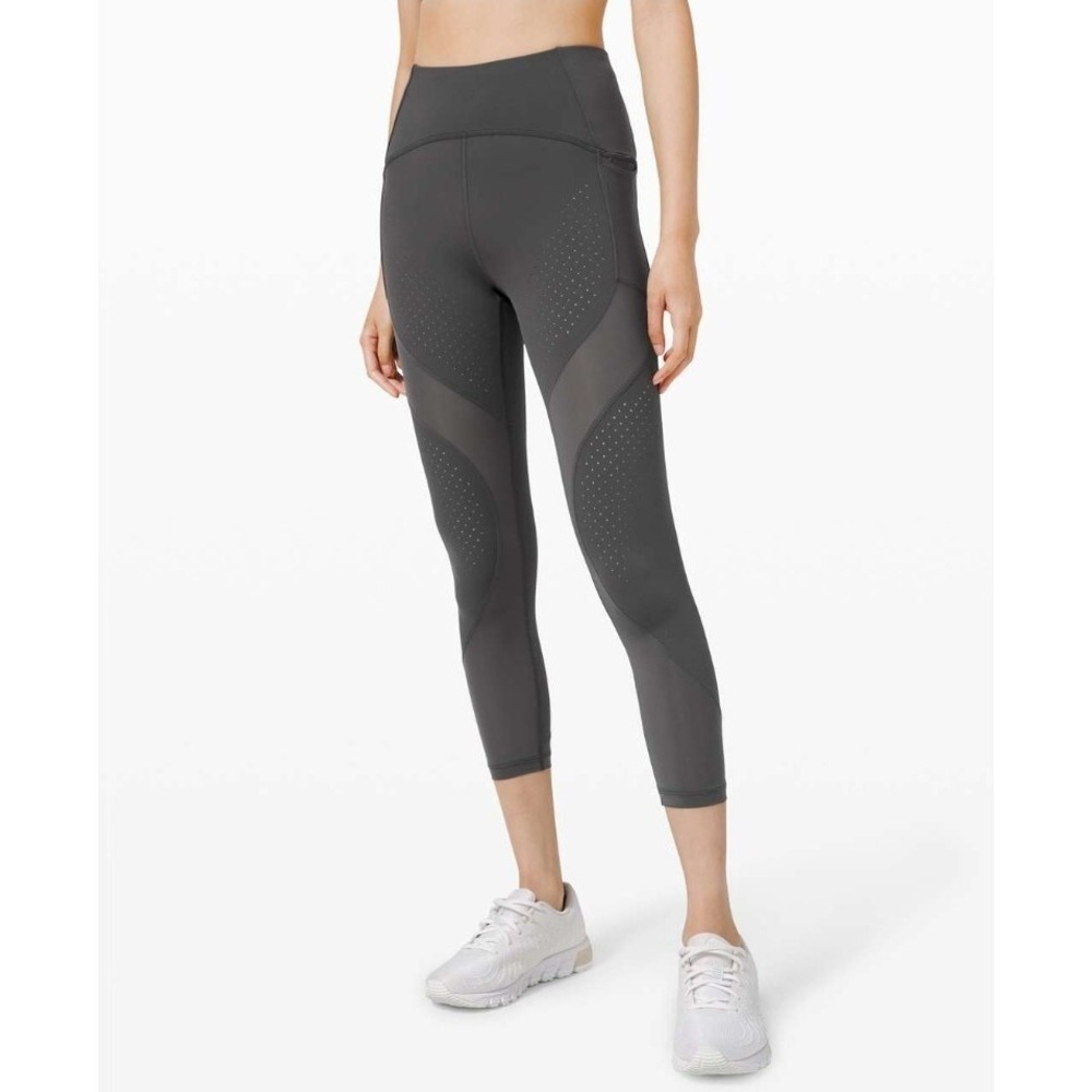 Lululemon‎ Uncovered Strength High-Rise 32" Crop Legging 6 Black Activewear